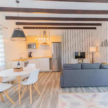Cubo's La Libelula Holiday home